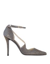 STUART WEITZMAN Court