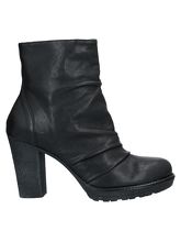 DONNA PIÙ Ankle boots