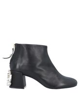 TIPE E TACCHI Ankle boots