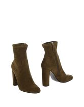 STEVE MADDEN Ankle boots