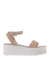 PATRIZIA PEPE Sandals