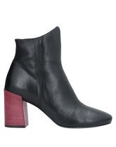 TIPE E TACCHI Ankle boots