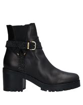 LORETTA PETTINARI Ankle boots