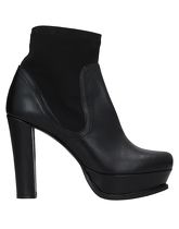 ROBERTO DELLA CROCE Ankle boots