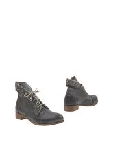 KEB Ankle boots