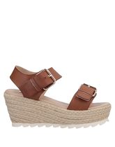 LE CHIC Sandals