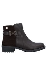 XTI Ankle boots