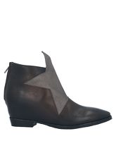 LEMARÉ Ankle boots