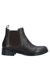 MR MASSIMO REBECCHI Ankle boots