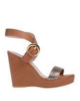 STUART WEITZMAN Sandals