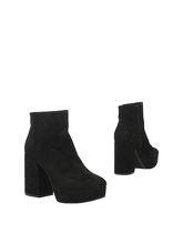 VIC MATIĒ Ankle boots