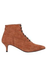 GESTUZ Ankle boots