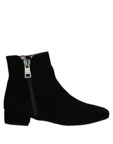 ROBERTO DELLA CROCE Ankle boots