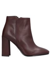 SPAZIOMODA Ankle boots