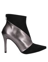 CUPLÉ Ankle boots