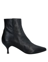 ELENA IACHI Ankle boots