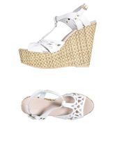 NICOLE SHOES Sandals