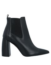 MATTEO PITTI Bologna Ankle boots