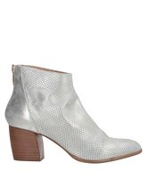 SALVADOR RIBES Ankle boots