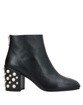 STUART WEITZMAN Ankle boots