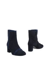 STUART WEITZMAN Ankle boots