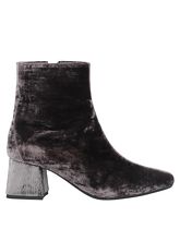 G DI G Ankle boots