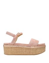 STUART WEITZMAN Sandals