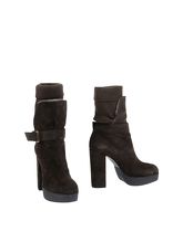 VIC MATIĒ Ankle boots