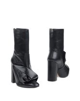 N°21 Ankle boots