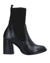 FABBRICA DEI COLLI Ankle boots