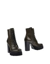 VIC MATIĒ Ankle boots