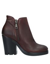 STRATEGIA Ankle boots