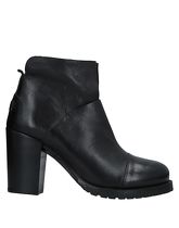 LE RUEMARCEL Ankle boots