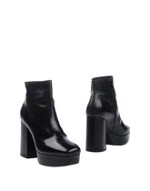 VIC MATIĒ Ankle boots