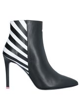 PATRIZIA PEPE Ankle boots