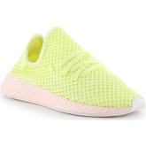 adidas  Adidas Deerupt B37599  women's Shoes (Trainers) in Yellow