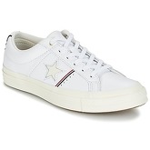Converse  One Star  women's Shoes (Trainers) in White