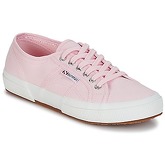 Superga  2750 COTU CLASSIC  women's Shoes (Trainers) in Pink