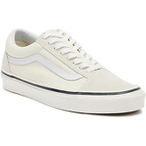 Vans  Anaheim Factory Old Skool 36 DX Classic White Trainers  women's Trainers in White