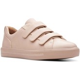 Clarks  Un Maui Strap Womens Casual Trainers  women's Shoes (Trainers) in Pink