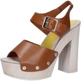 Suky Brand  sandals leather AC482  women's Sandals in Brown