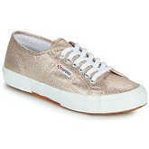 Superga  2750 LAMEW  women's Shoes (Trainers) in Pink