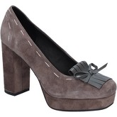 Luca Stefani  courts suede  women's Court Shoes in Beige