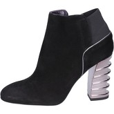 Roberto Botticelli  ankle boots suede  women's Low Ankle Boots in Black