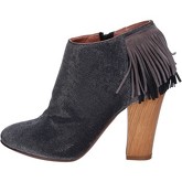 A Trois  ankle boots suede textile AK756  women's Low Ankle Boots in Grey