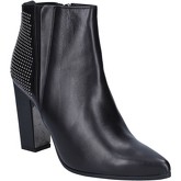 Roberto Botticelli  courts leather studs BY558  women's Low Ankle Boots in Black