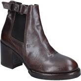 Moma  ankle boots suede BY916  women's Low Ankle Boots in Brown