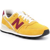 New Balance  WL996SVD  women's Shoes (Trainers) in Yellow