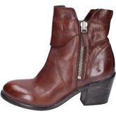 Moma  Ankle boots Leather  women's Low Ankle Boots in Brown