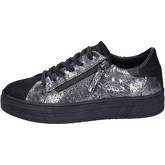 Crime London  Sneakers Leather  women's Shoes (Trainers) in Silver